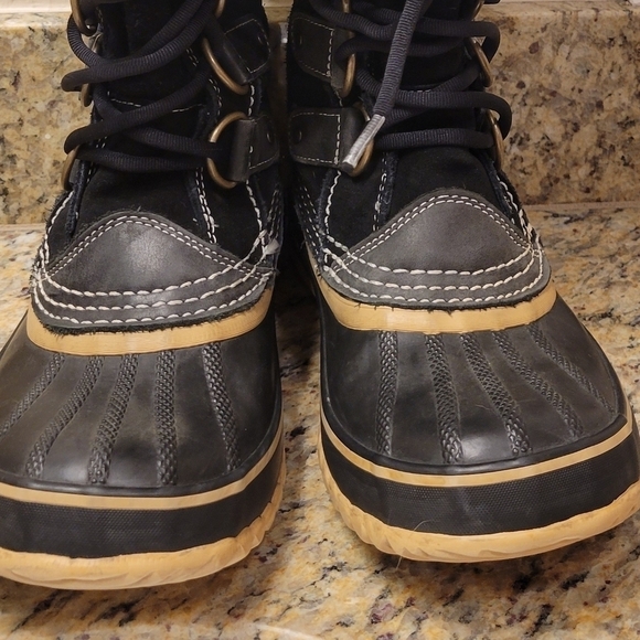 Sorel Joan of Arctic Boots Style# NL1540 Women's Size 6 Insulated Waterproof - Picture 3 of 10